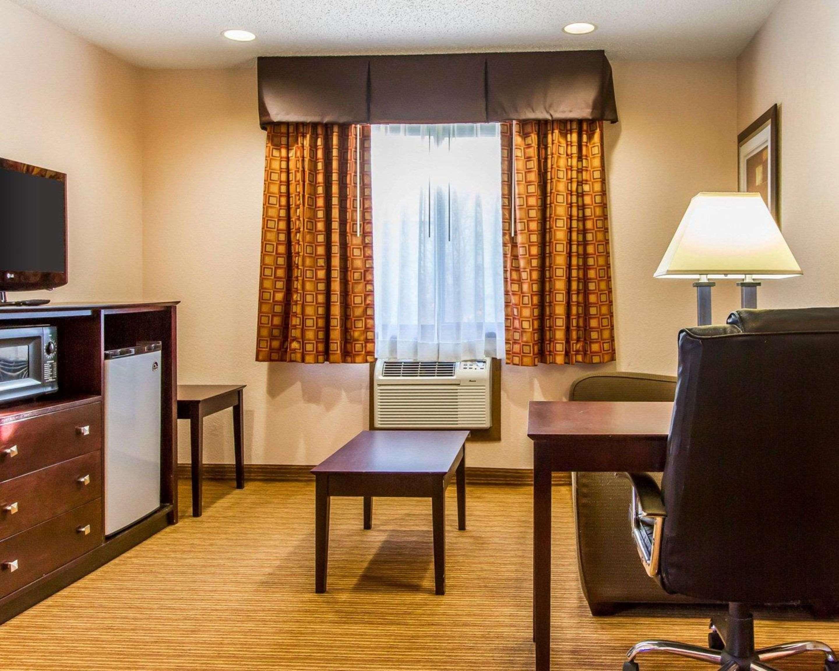 Quality Inn & Suites Ottumwa North Eksteriør billede