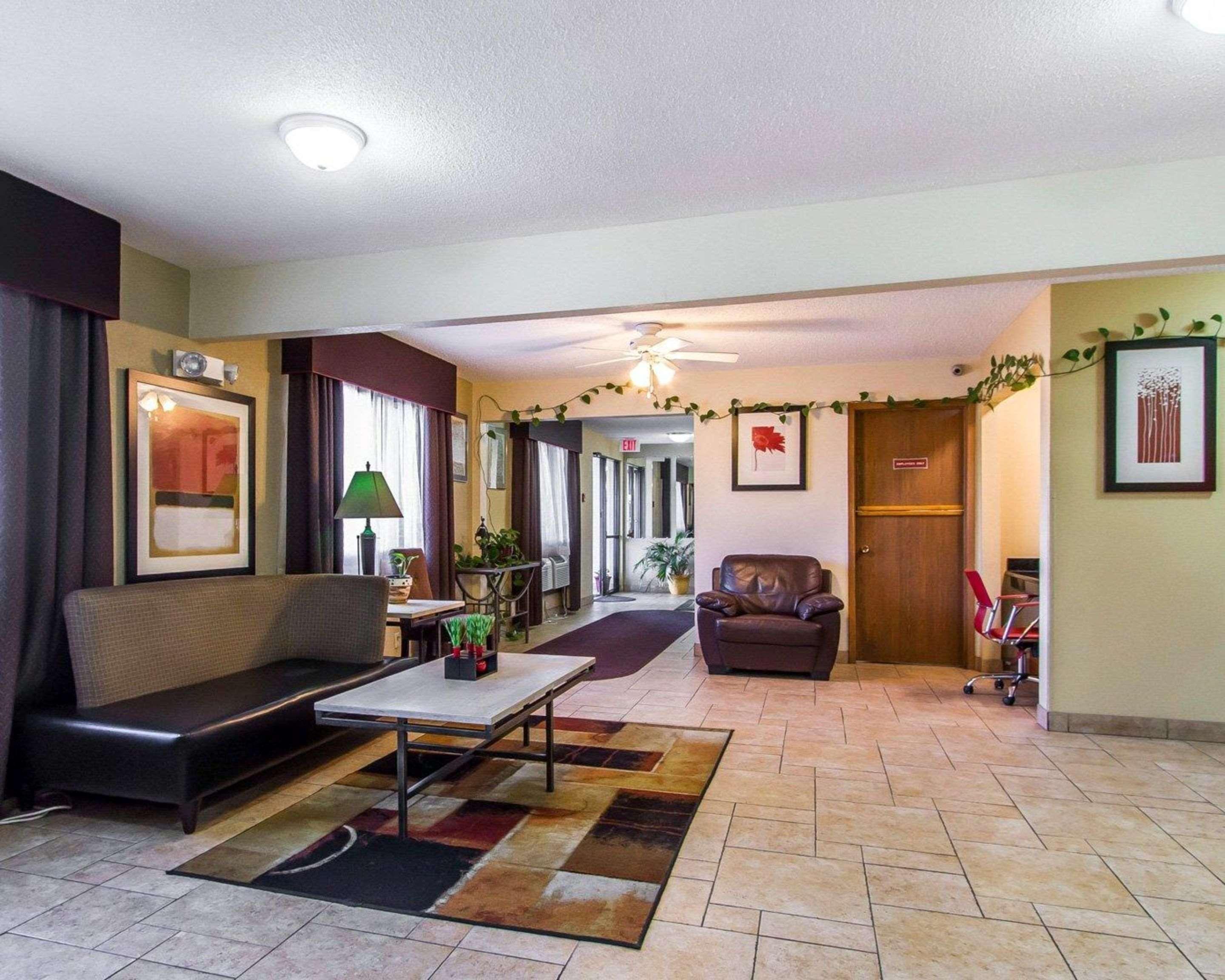 Quality Inn & Suites Ottumwa North Eksteriør billede