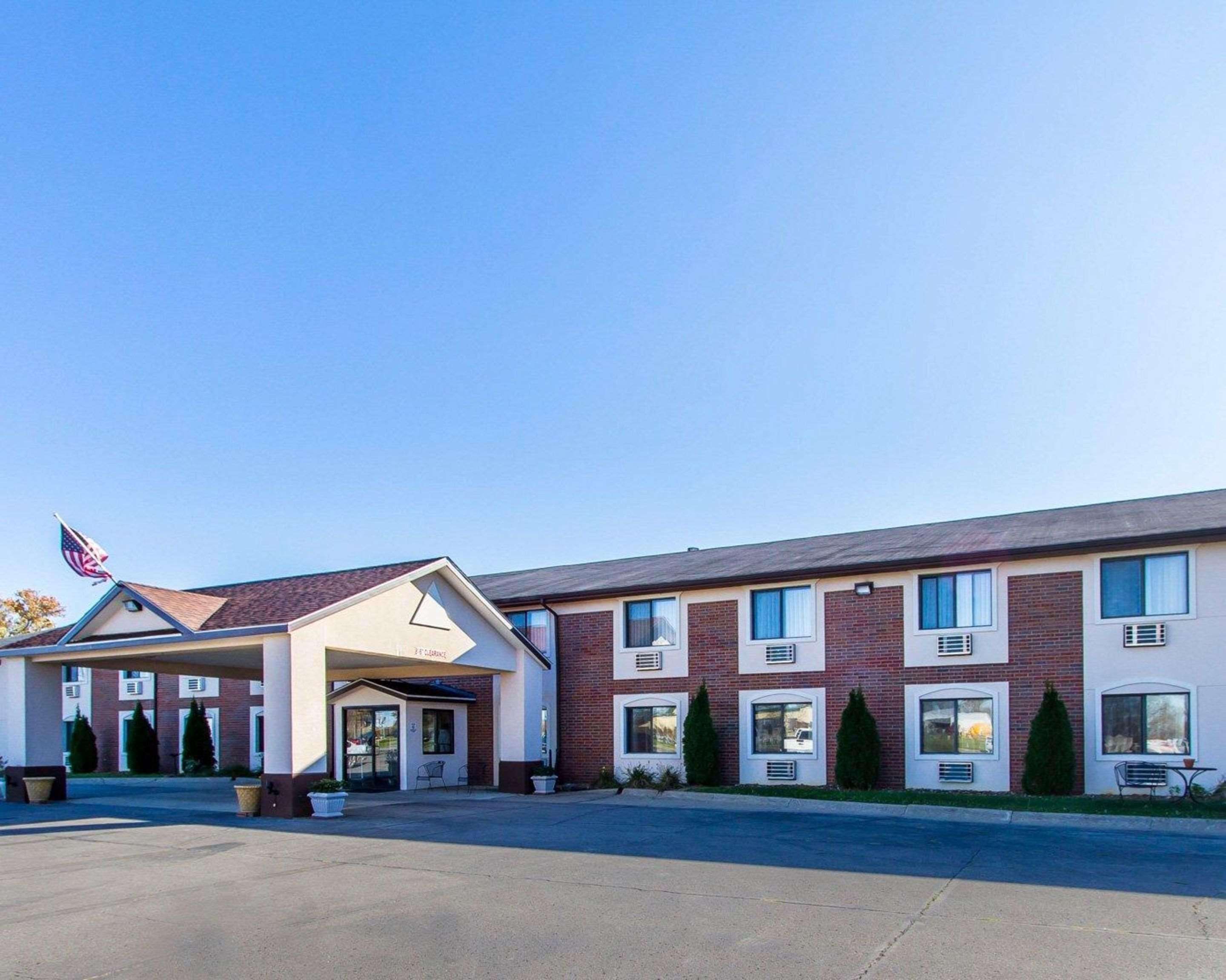Quality Inn & Suites Ottumwa North Eksteriør billede