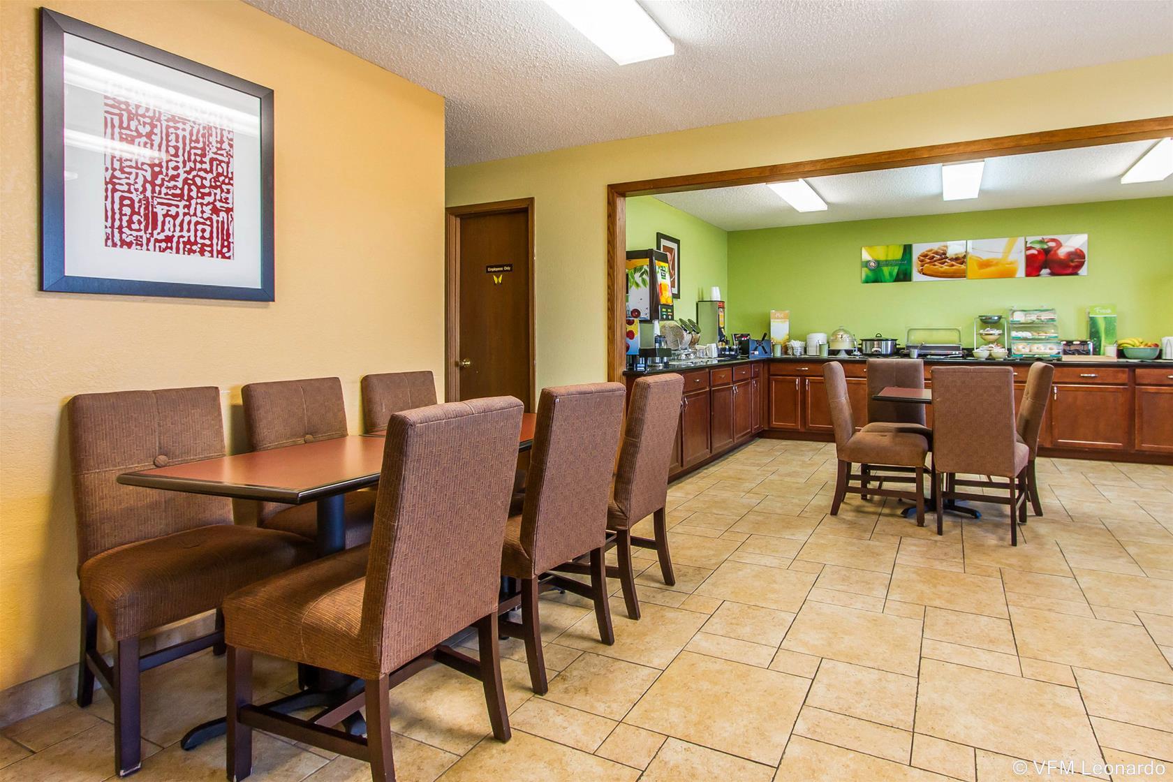 Quality Inn & Suites Ottumwa North Eksteriør billede