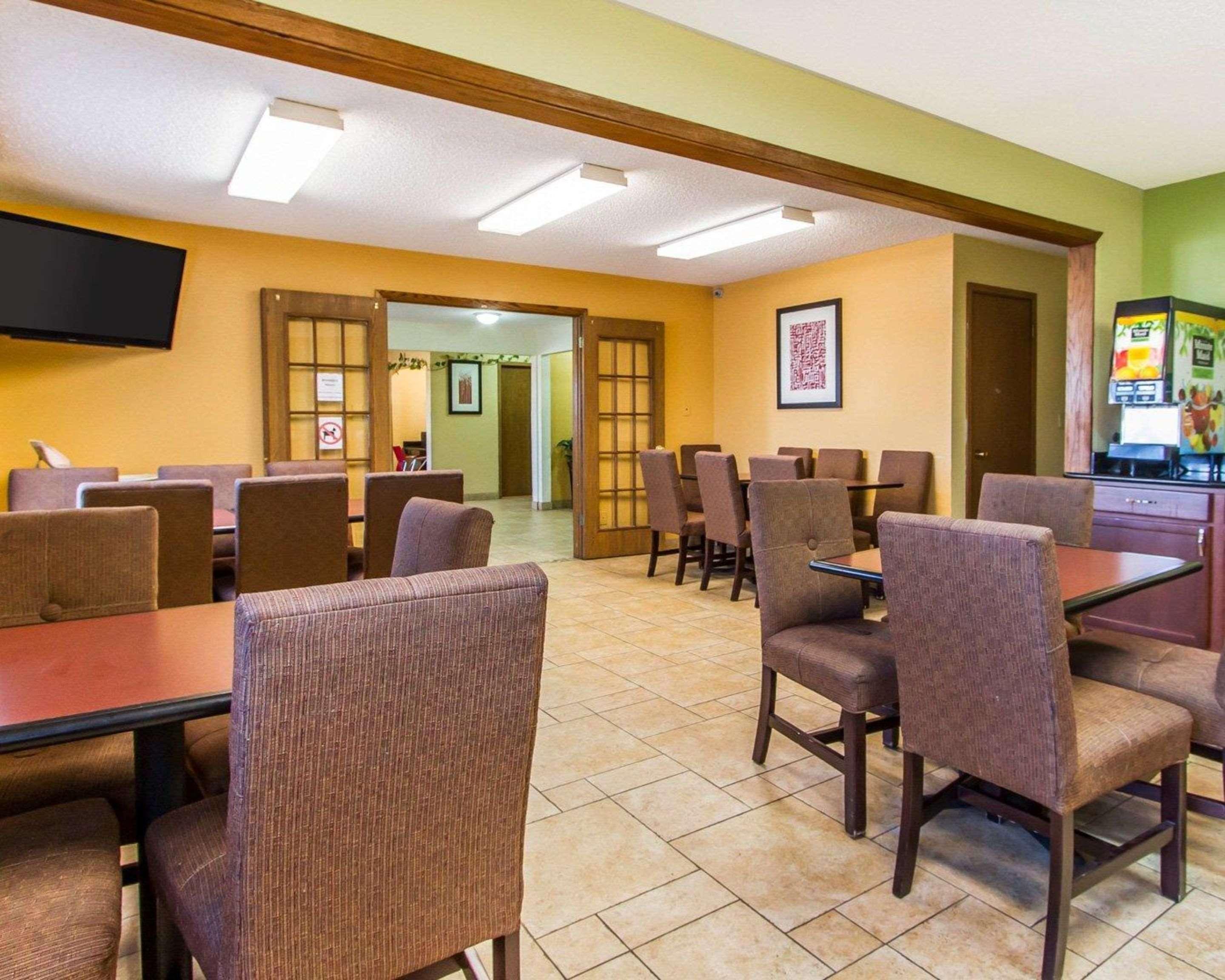 Quality Inn & Suites Ottumwa North Eksteriør billede