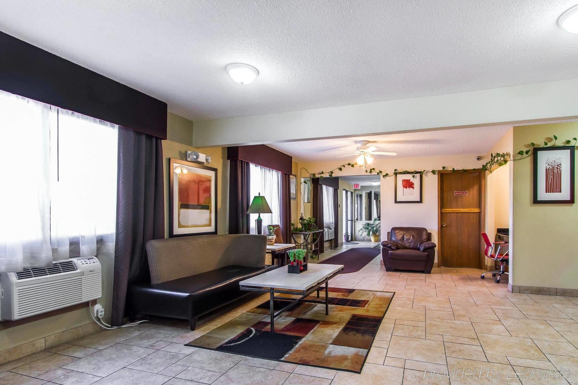 Quality Inn & Suites Ottumwa North Eksteriør billede